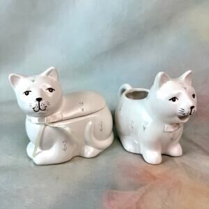 Vintage 1989 Summit Collective Exclusive Floral Ceramic Cat Cream & Sugar Set